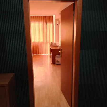 Two Balconies Mountain View - 300mbps Wi-fi Apartment Bansko