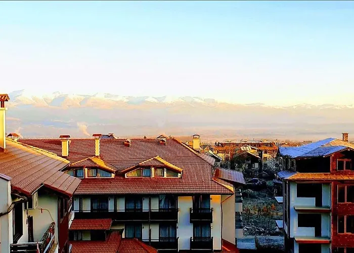 Mountain Paradise 1 - 1 Bedroom South Facing Balcony - 300mbps Wi-fi Apartment Bansko